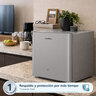 D_Mabe_Minibar_42Lts_Inox_RMF02BRX1_Ambientada